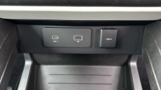 Land Rover Defender 3.0 D250 SE 110 5dr Auto Diesel Estate